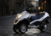 Piaggio MP3 Hybrid